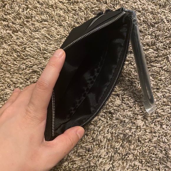 Shu uemura make up bag - Picture 3 of 5